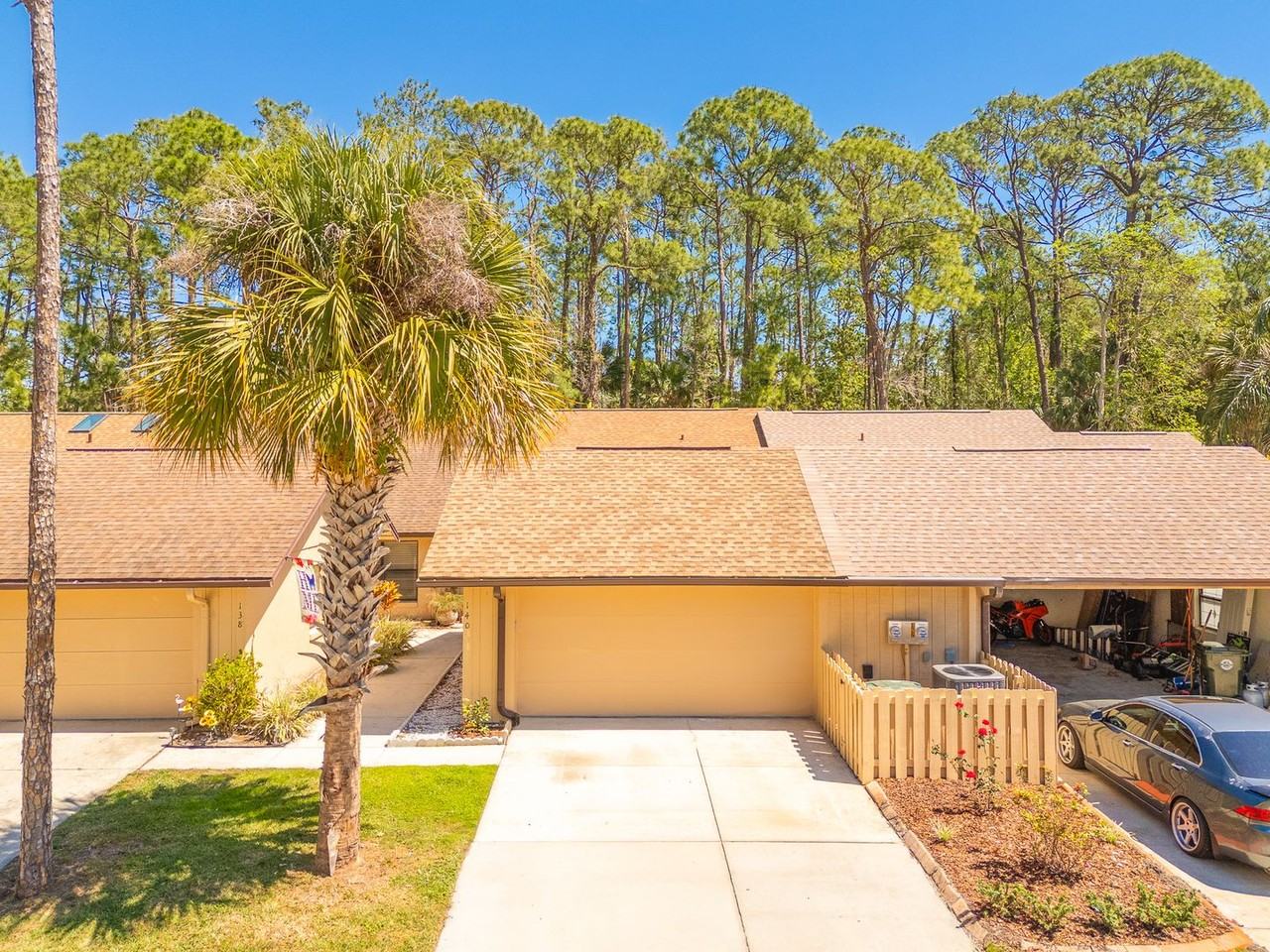 140 Sea Pines Cir - Photo 2 of 38