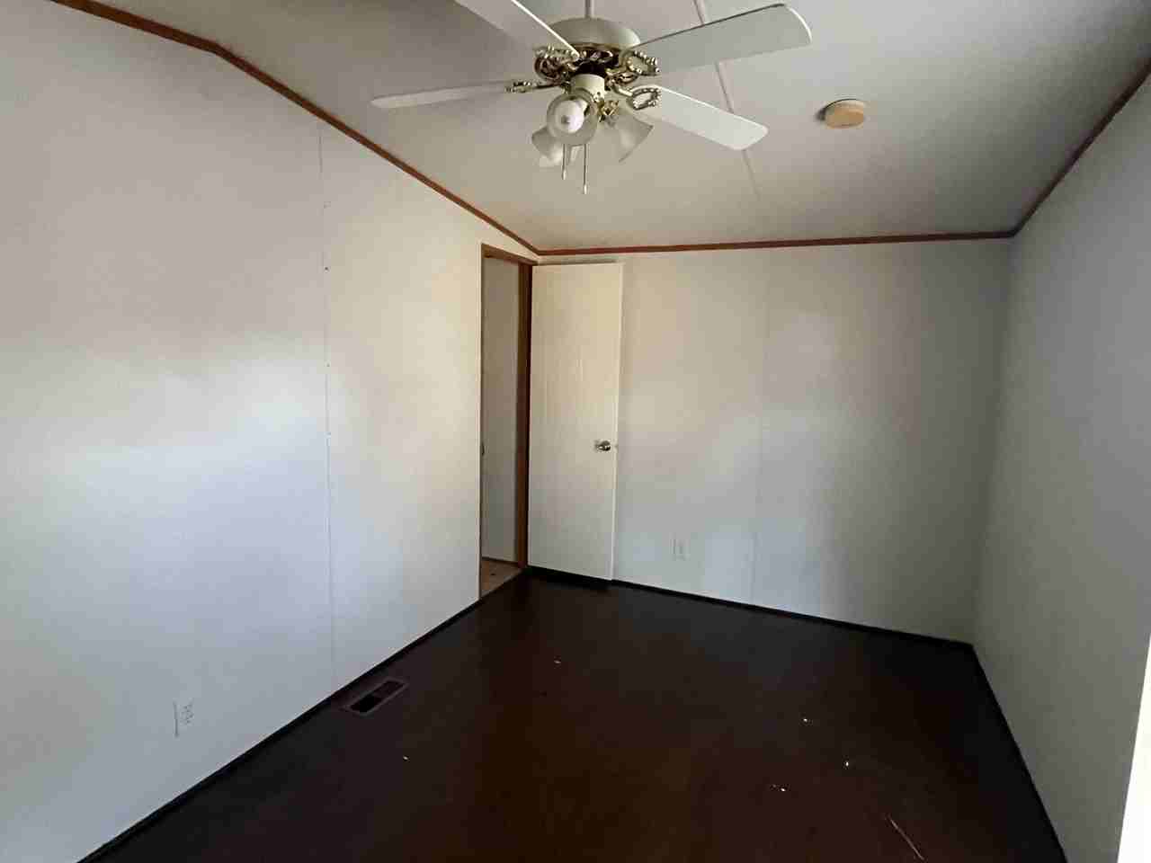 1635 177th Rd - Photo 6 of 10