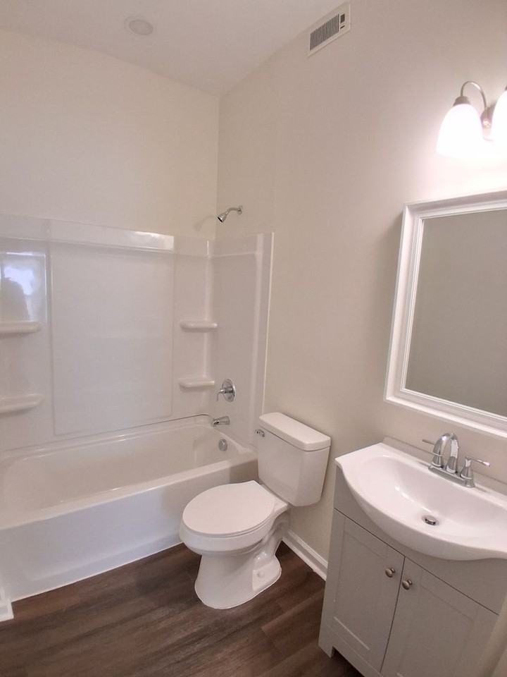 1540 Mill St - Photo 2 of 8