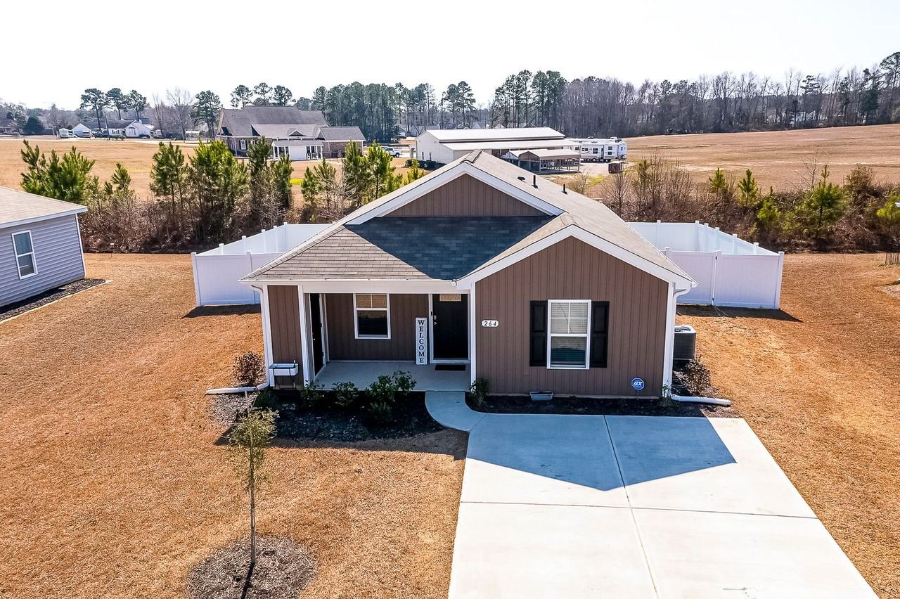 264 Jeff Waters Cir - Photo 2 of 25