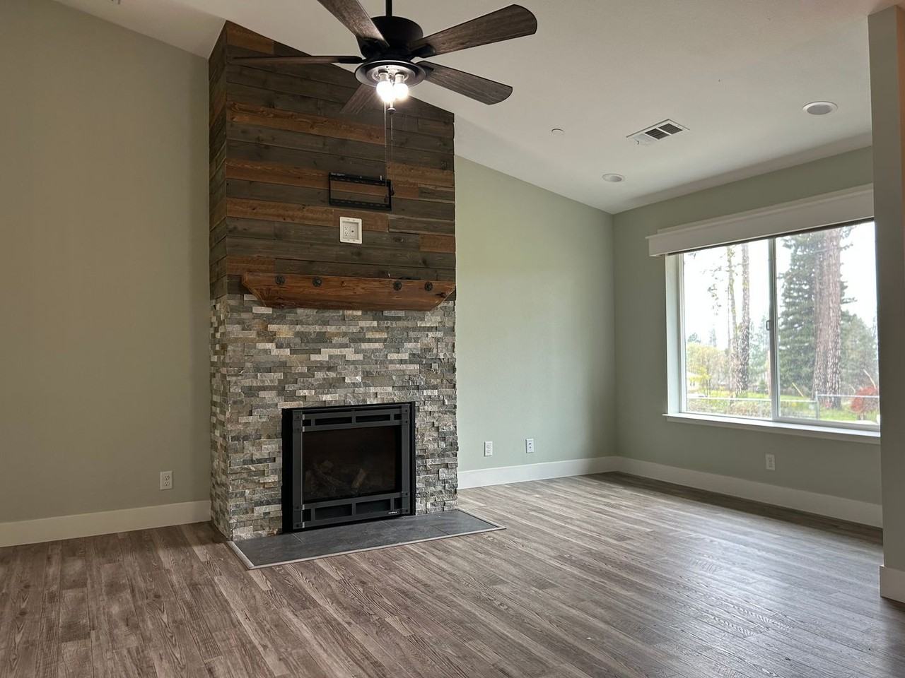 1347 Brill Rd - Photo 2 of 12