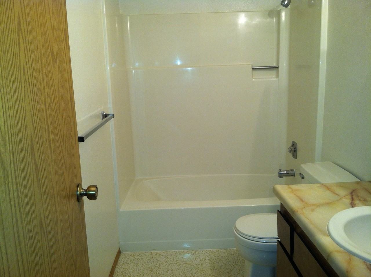 Inland Village Apartments - Photo 5 of 11