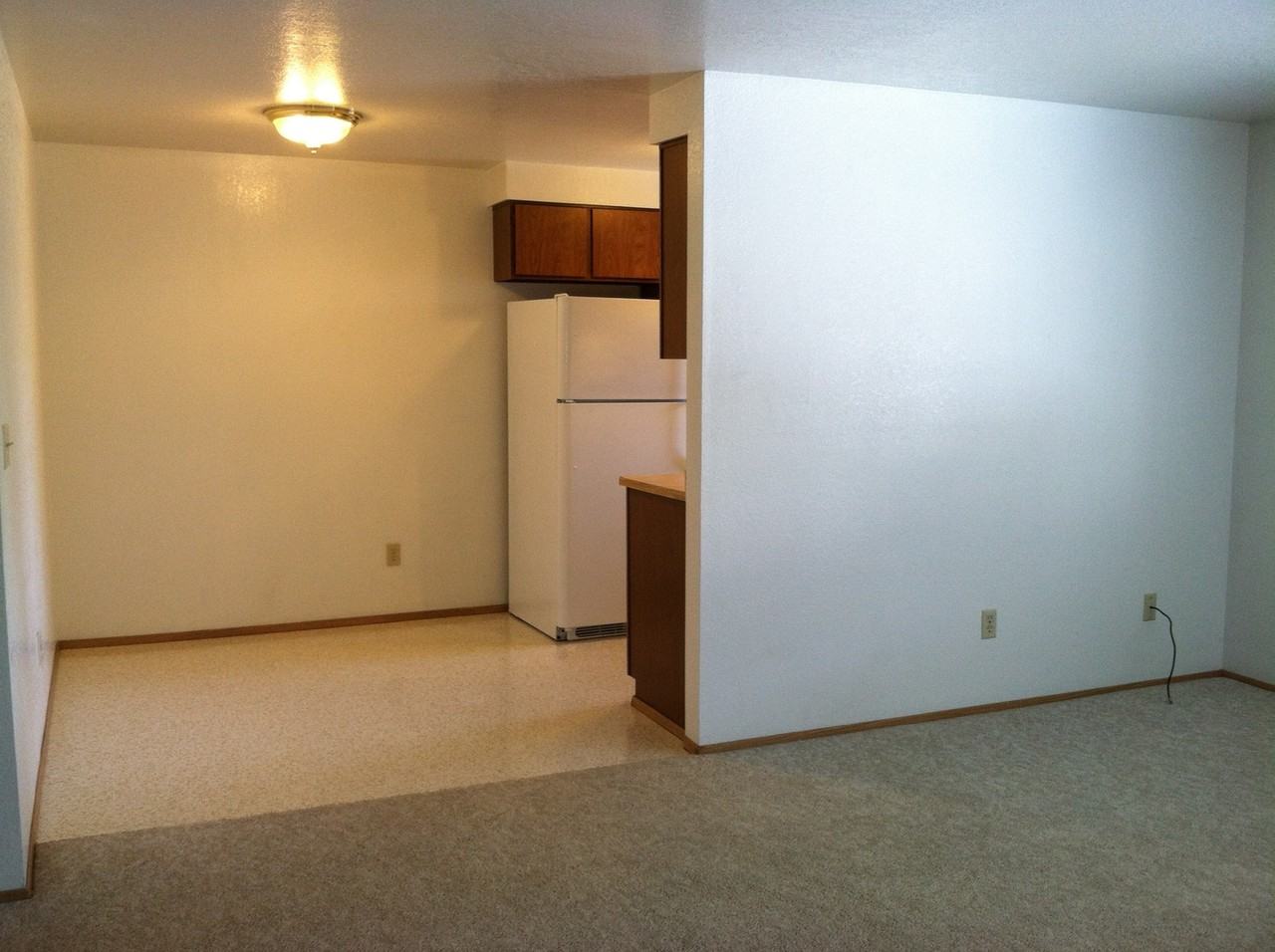 Inland Village Apartments - Photo 6 of 18