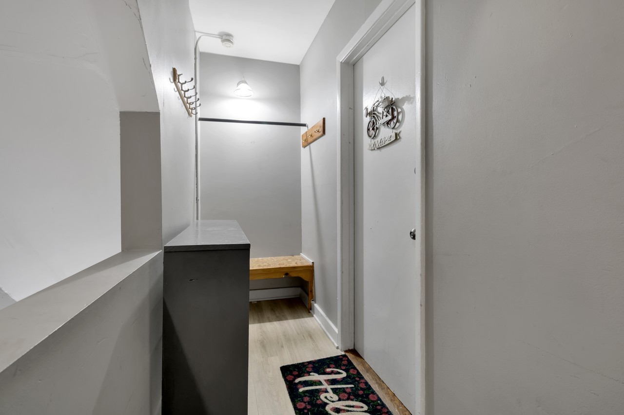 144 Cottage St - Photo 2 of 24