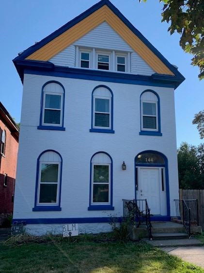 144 Cottage St #UPPER