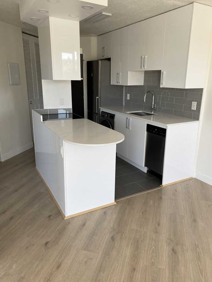 3707 W Seventh Ave - Photo 4 of 7