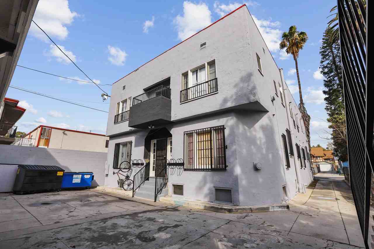 c07--2621 Magnolia Avenue - Photo 4 of 14