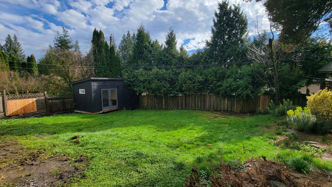 935 Melbourne Avenue - Photo 3 of 21