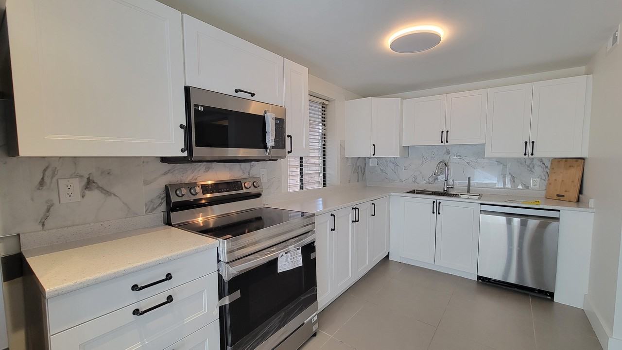 935 Melbourne Avenue - Photo 5 of 21