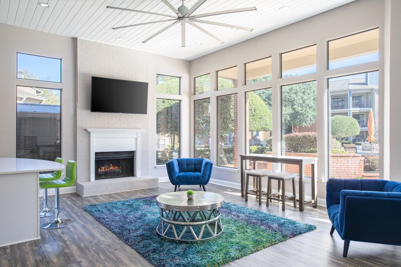 Beacon Hill - Photo 2 of 16