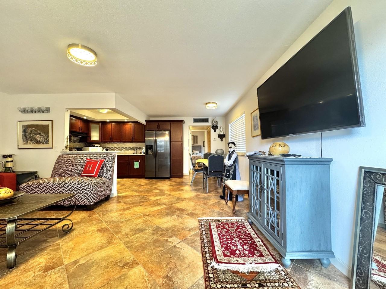 279 Saxony Circle #279 - Photo 2 of 18