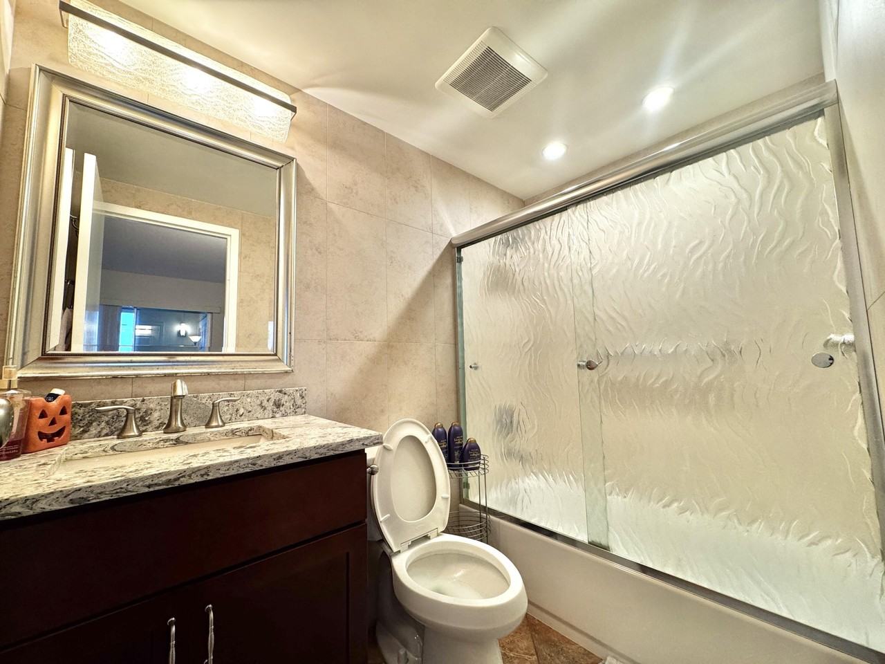 279 Saxony Circle #279 - Photo 7 of 18