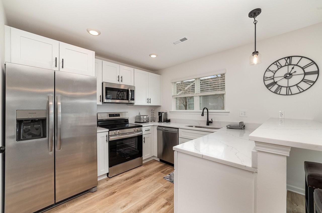 Eneida Sue Drive - Photo 7 of 17