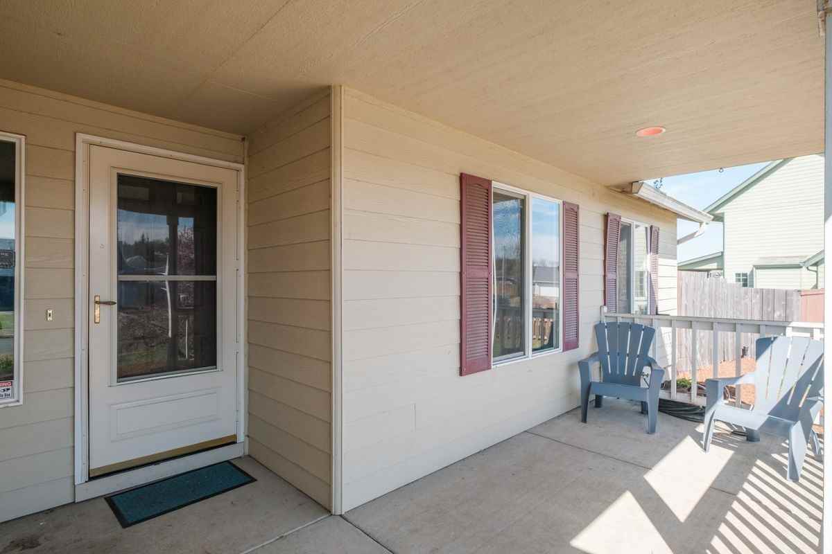 5448 Siletz Ln Ne - Photo 5 of 43