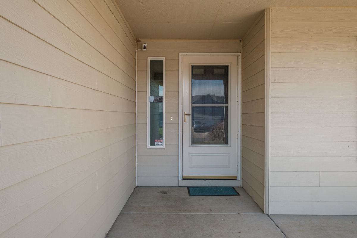 5448 Siletz Ln Ne - Photo 6 of 43