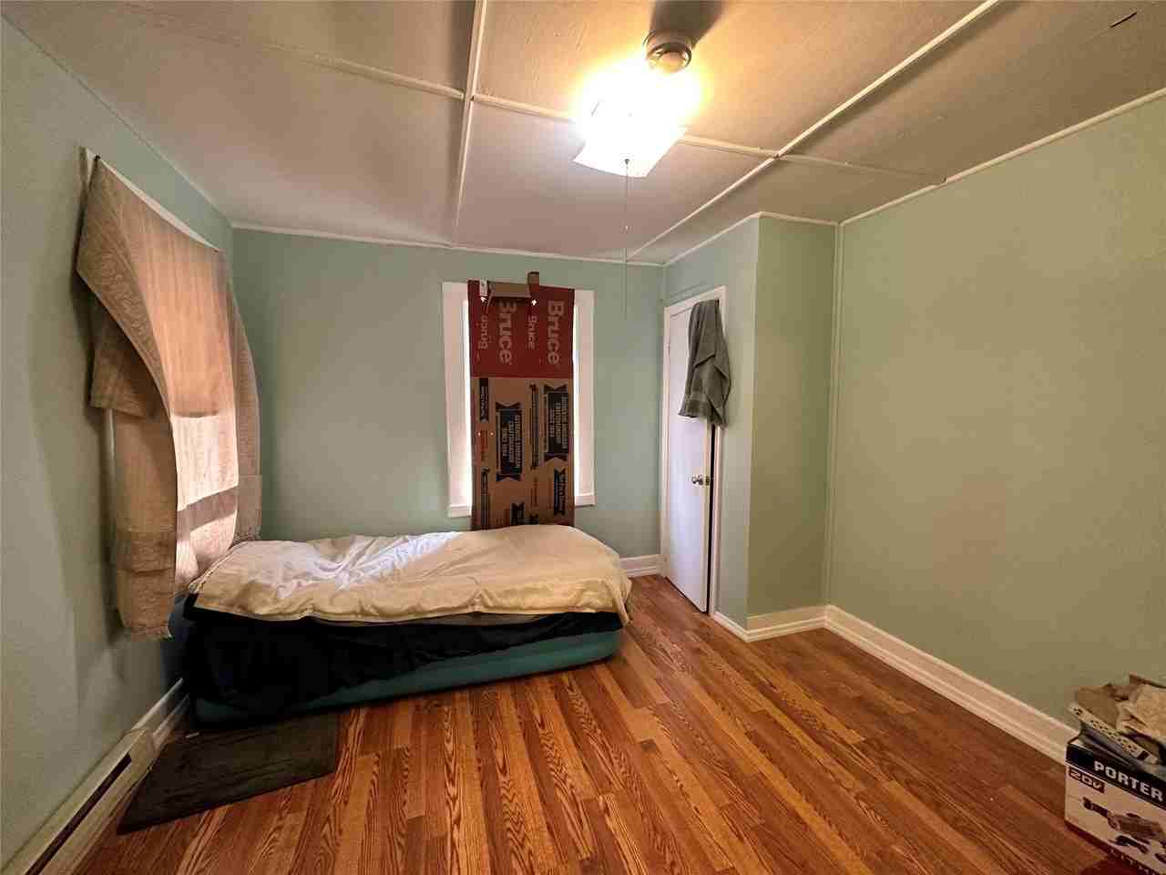 122 N Clinton St Apt 1 - Photo 7 of 11