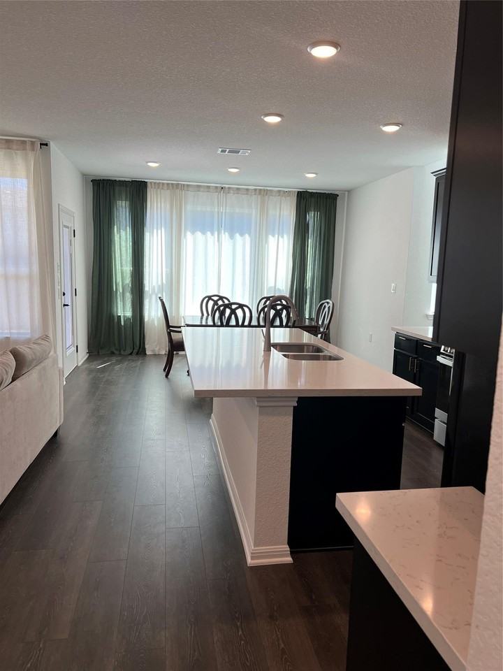 1613 Iberville Dr - Photo 6 of 22