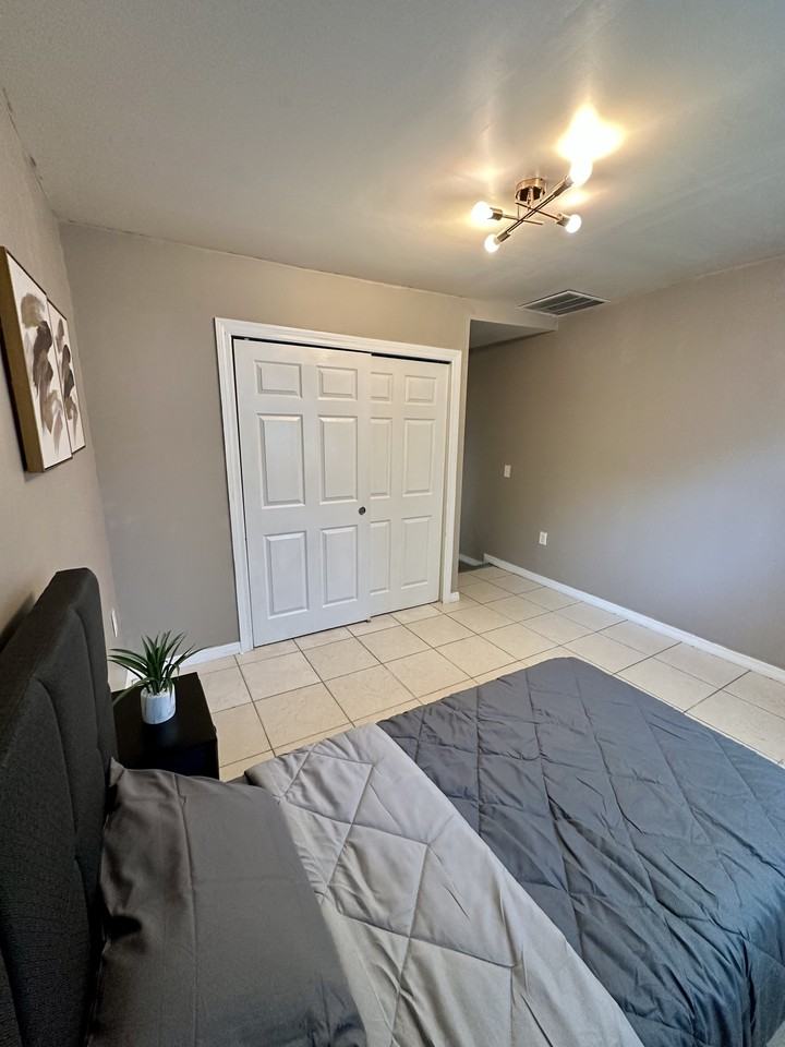 604 Glad Road #4 - Photo 3 of 8