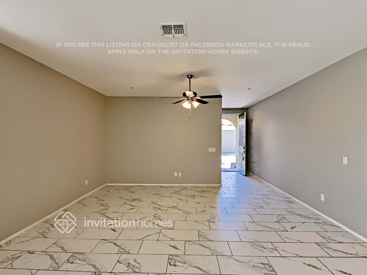 1261 N Balboa - Photo 3 of 20