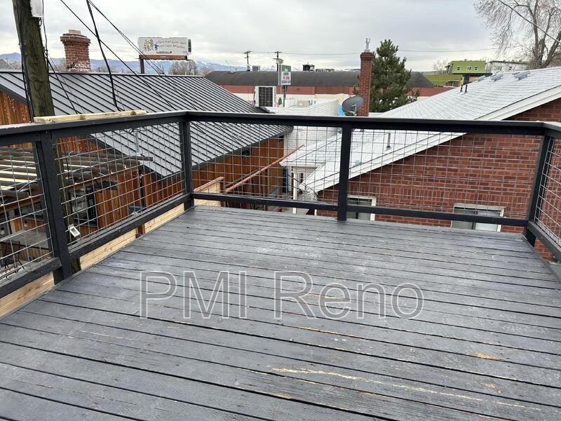 251 E Arroyo St #B - Photo 3 of 13