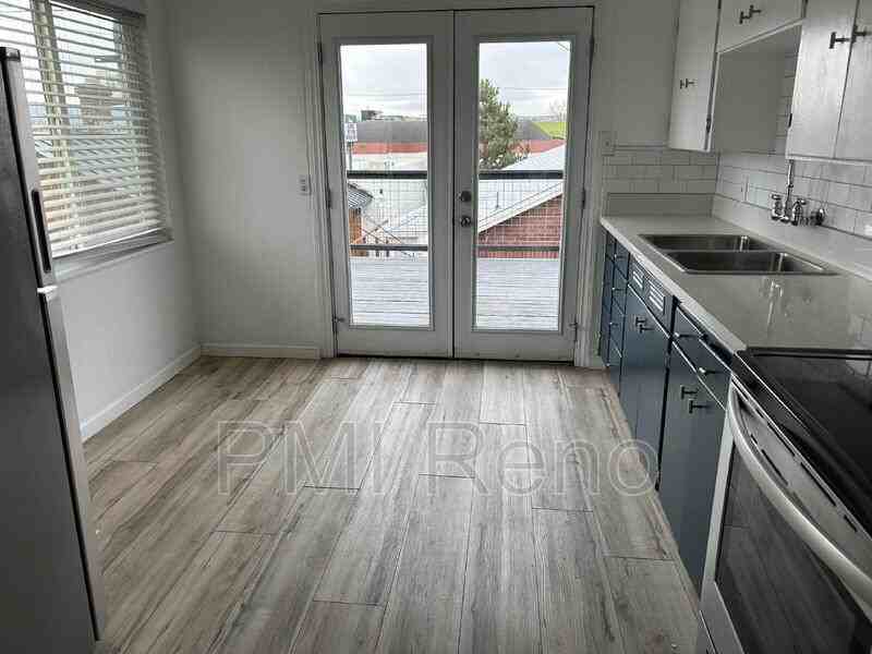 251 E Arroyo St #B - Photo 5 of 13