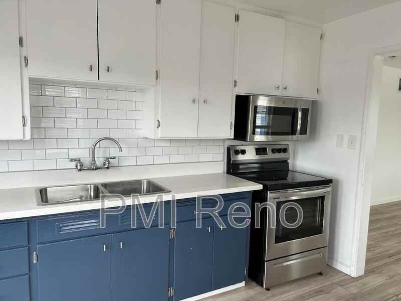 251 E Arroyo St #B - Photo 7 of 13