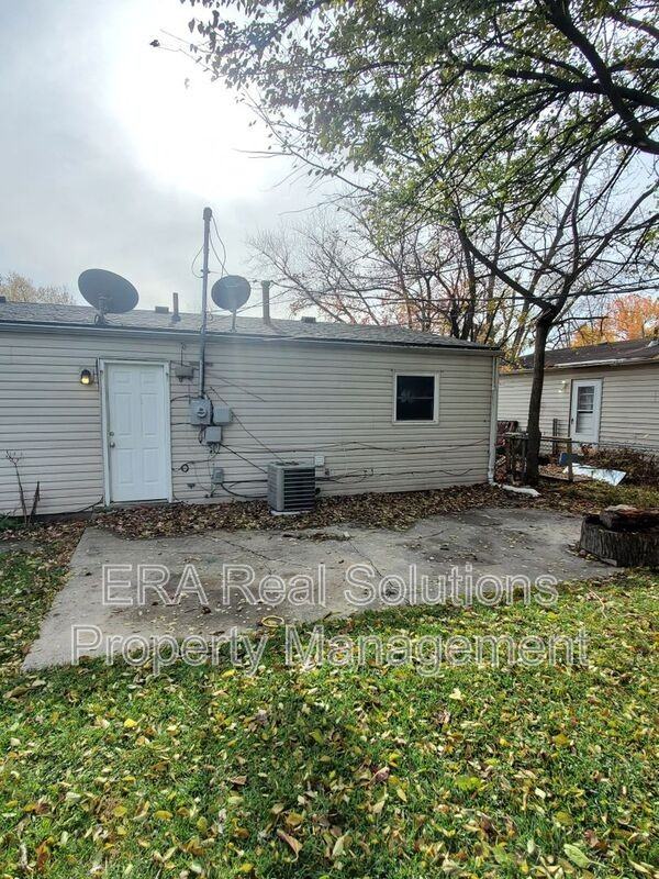 3950 Carlton Ave - Photo 3 of 20