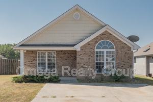 featured image of 2170 Village Ln
