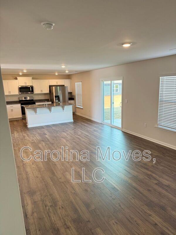 3125 Hickory Ridge Trl - Photo 3 of 18