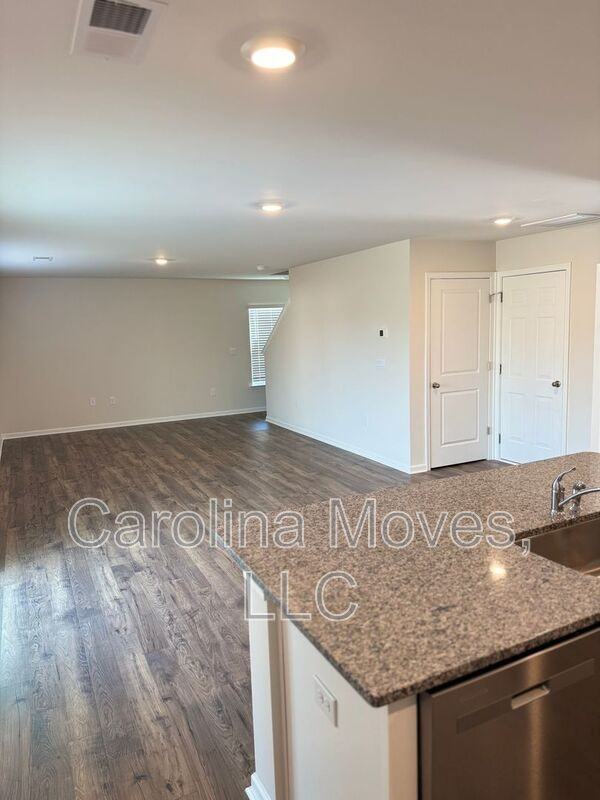 3125 Hickory Ridge Trl - Photo 5 of 18