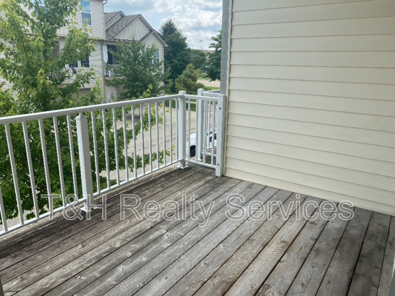 12640 Chancery Ln - Photo 3 of 27