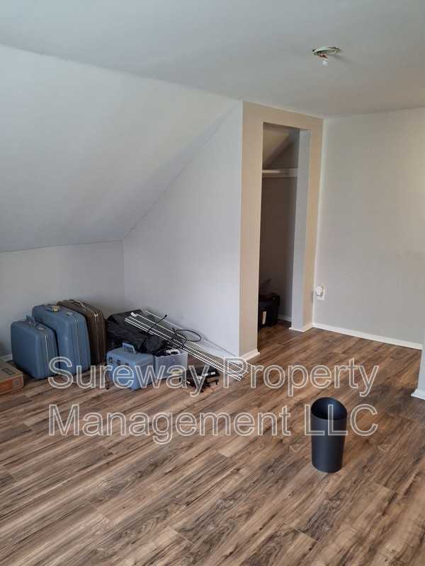 916 High St - Photo 7 of 26