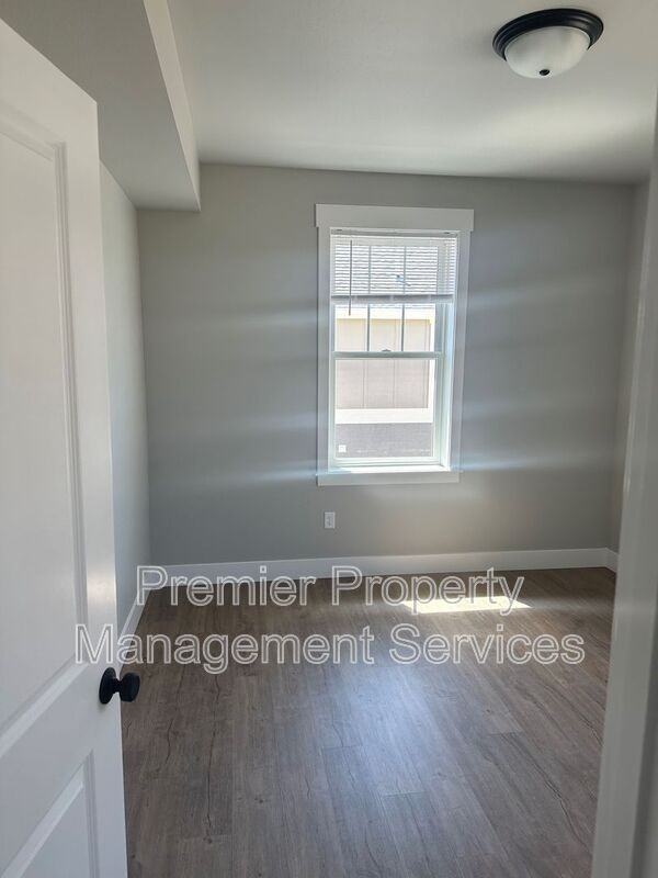 6041 Elysian Rd #201 - Photo 7 of 14