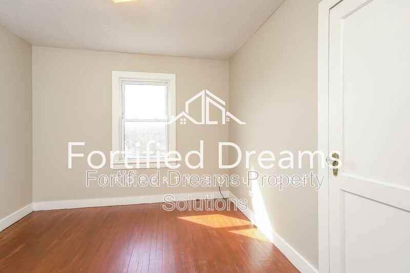 201 Church St #6 - Photo 6 of 34