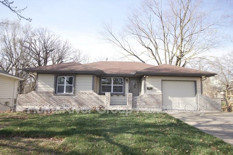 8205 Ne 51st St - Photo 2 of 34