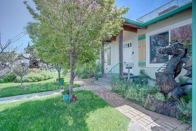 411 Citrus Ave #A - Photo 2 of 17