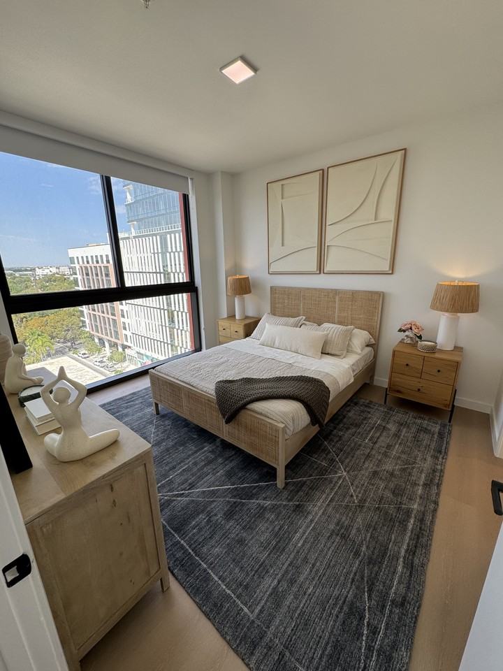 236 Northwest 32nd Street #B1 - Photo 4 of 27