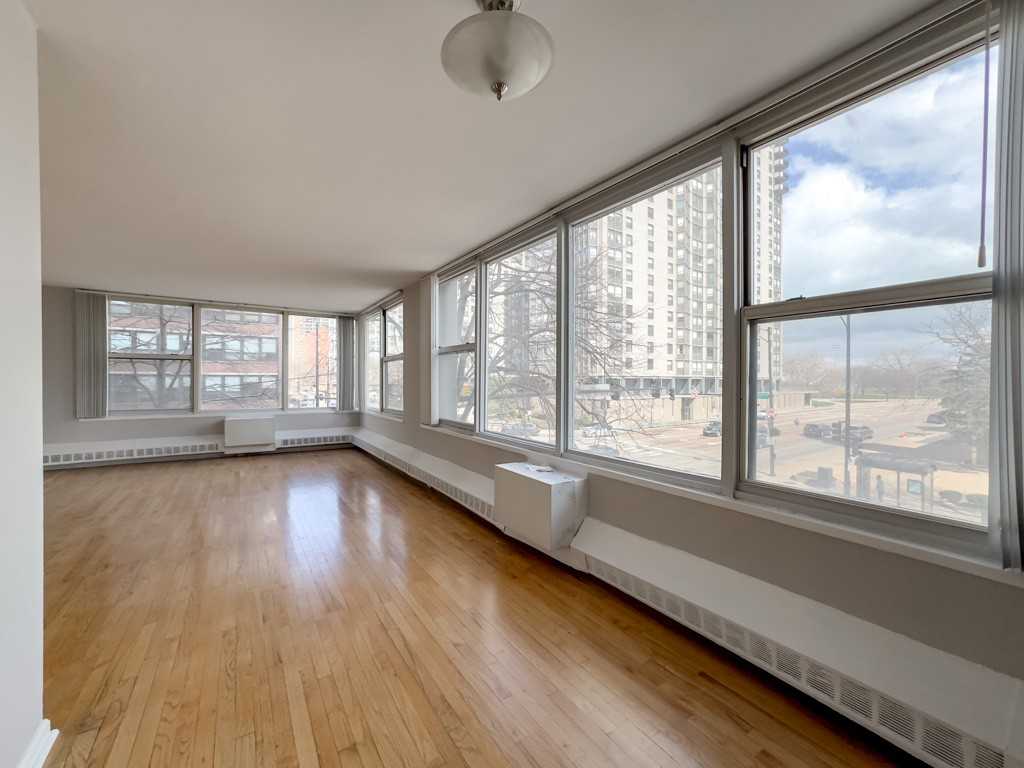 5650 N Sheridan Rd #2A - Photo 6 of 21