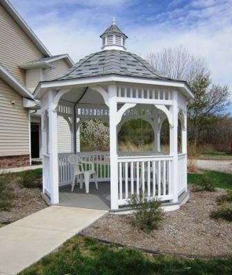 Gateway Village - Frankfort - Photo 3 of 8