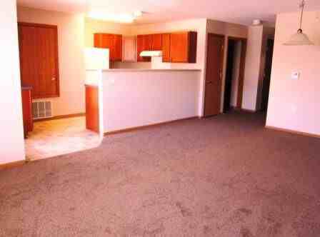 Gateway Village - Frankfort - Photo 6 of 8