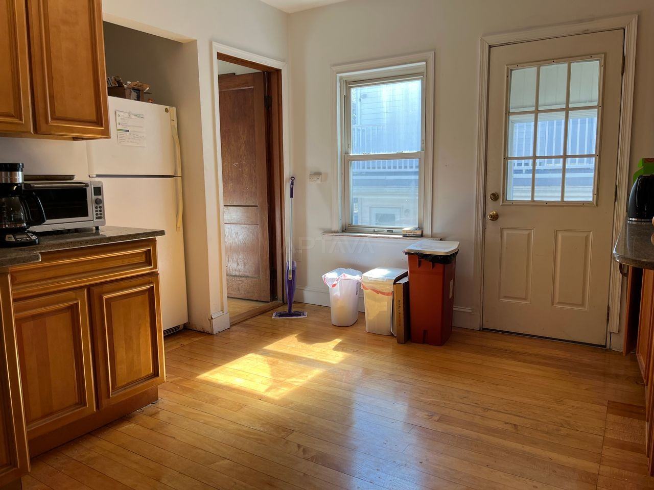 11 Dickson St - Photo 4 of 9