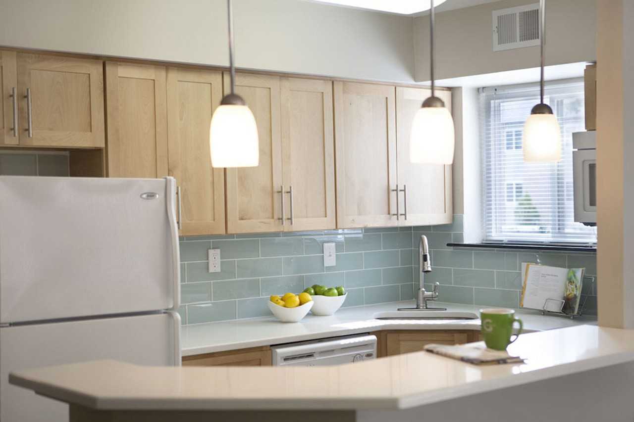 Lansdowne Station Apartments - Photo 3 of 17