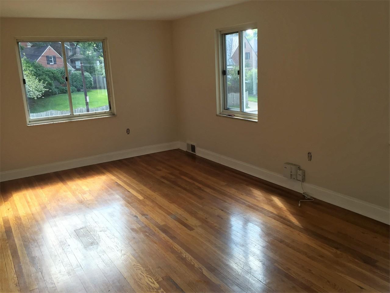 Penn 6829 - Photo 4 of 34