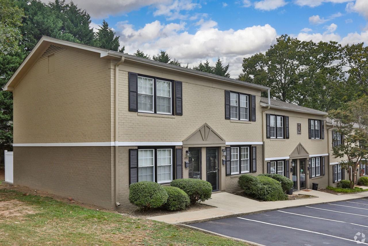 Toscana Apartment Homes - Photo 6 of 53