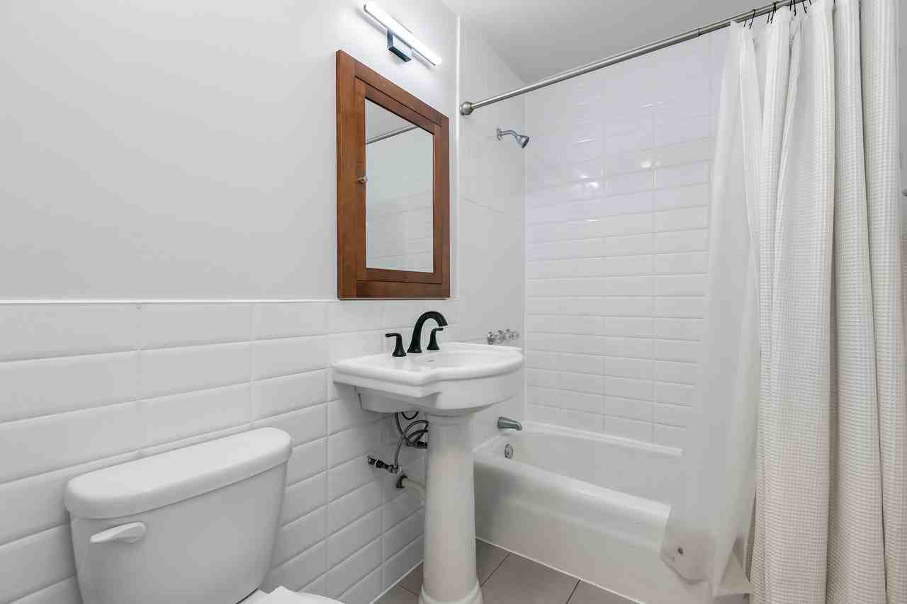 4043 South Harlem Avenue - Photo 3 of 15