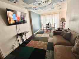 featured image of 430 Elias Ave