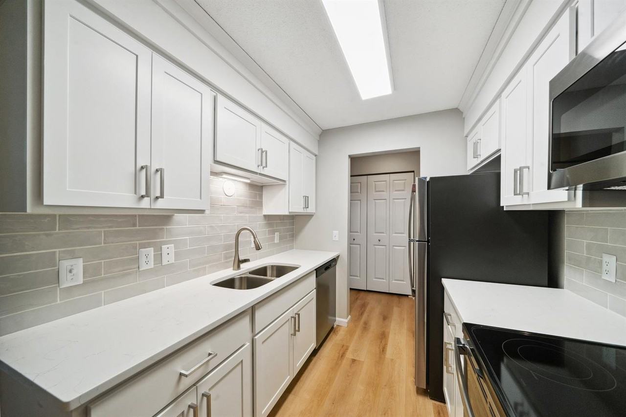 Gleason Lake - Photo 4 of 17