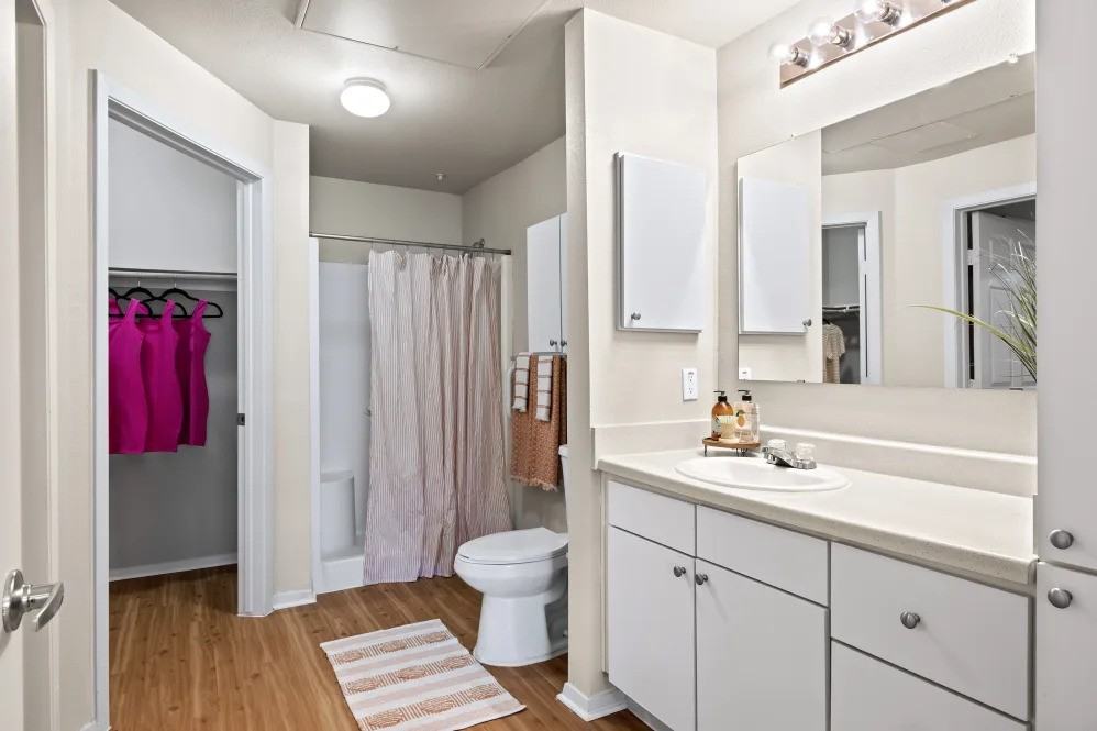 Mariposa Hunter Road 55+ Apartment Homes - Photo 5 of 26