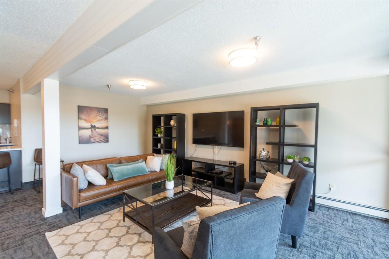 The Views of Minnetonka - Photo 2 of 18