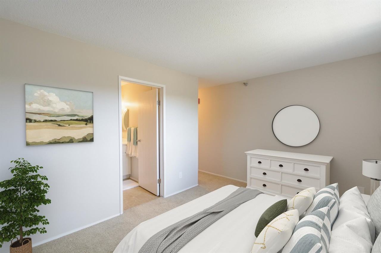 The Views of Minnetonka - Photo 7 of 18